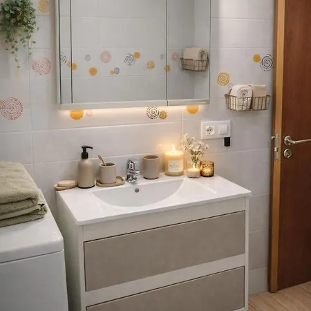 Heavenly Nest With Sea View Apartamento *